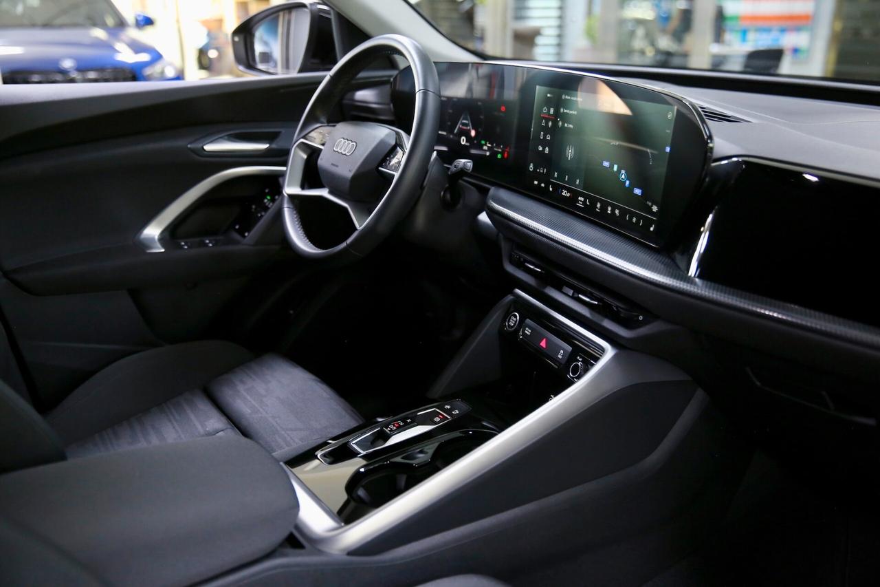 Audi Q5 Business TDI quattro 204 cv mhev+ S tronic