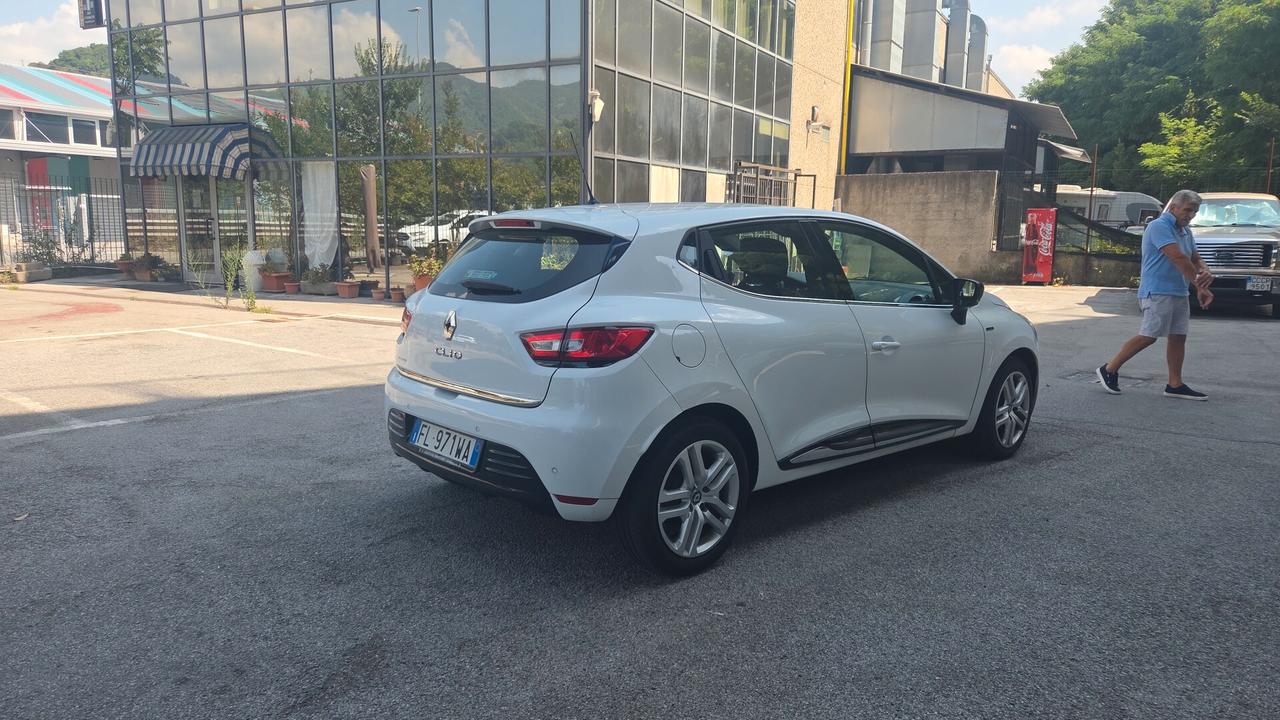 RENAULT CLIO 1.5 dCi 90 CV – TAGLIANDI RENAULT – DISTRIBUZIONE CERTIFICATA