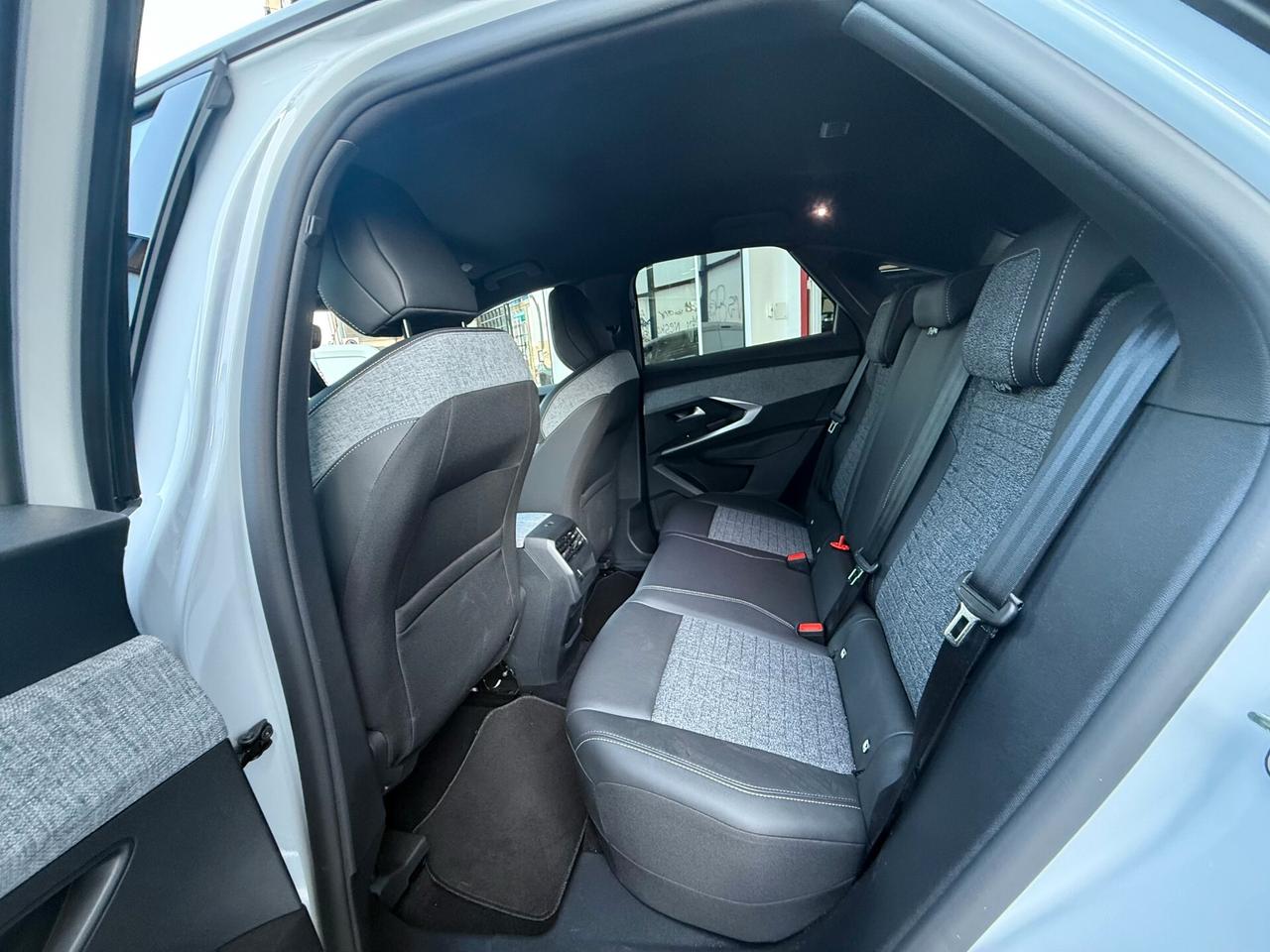 Peugeot 3008 Plug-in Hybrid 195 e-DCS7 GT
