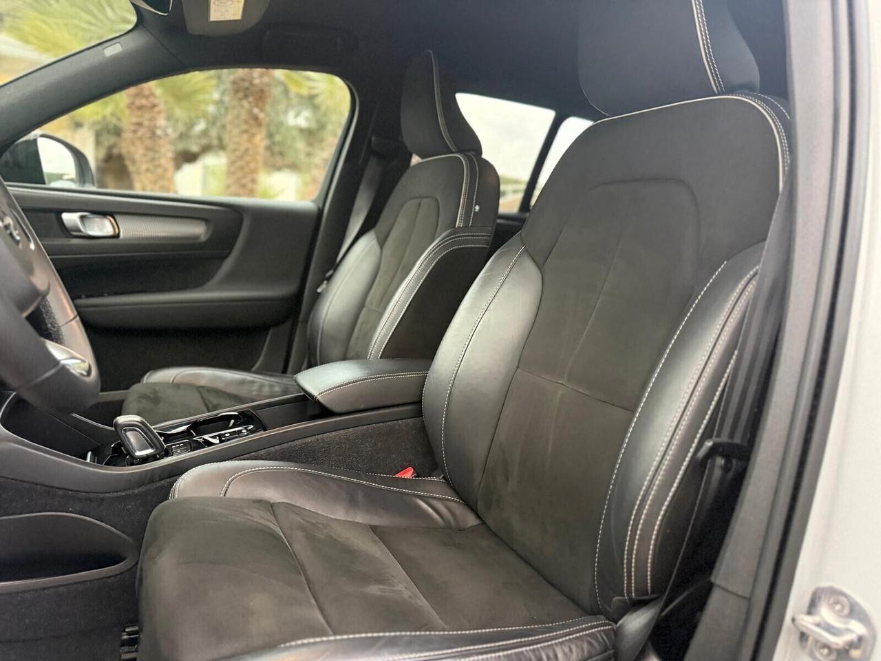 Volvo XC40 Recharge Plug-in Hybrid R-Design 211CV