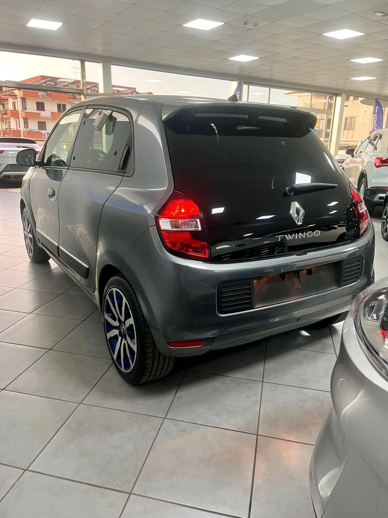 Renault Twingo TCe 90 CV EDC Intens
