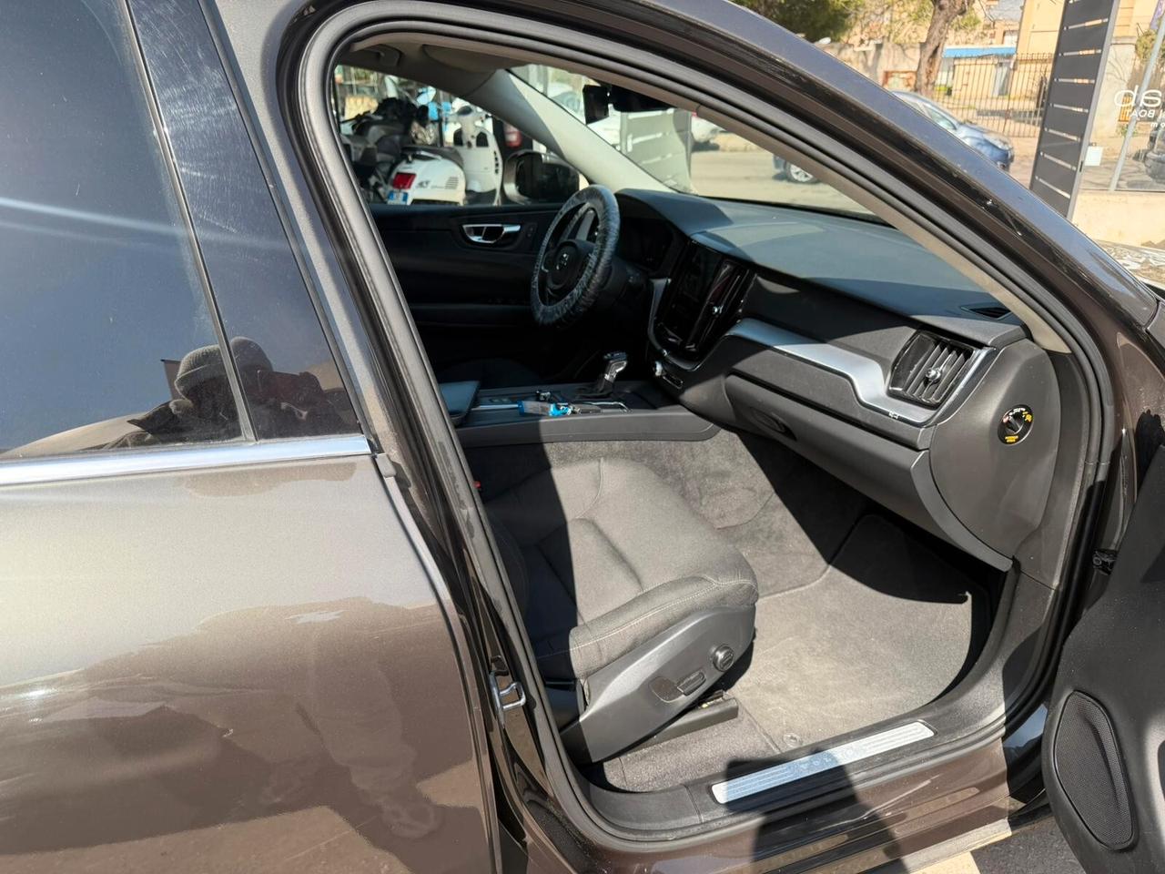 Volvo XC 60 XC60 D4 AWD Geartronic Business