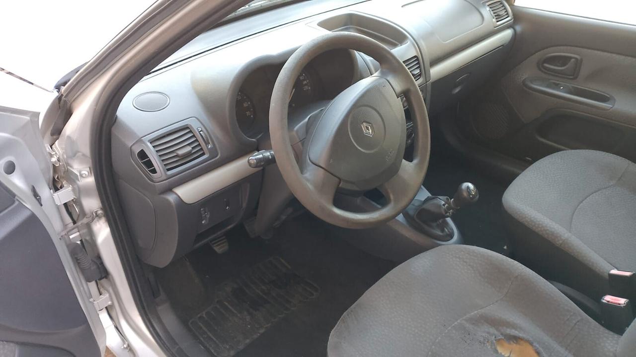 Renault Clio Storia 1.2 5 porte GPL Confort