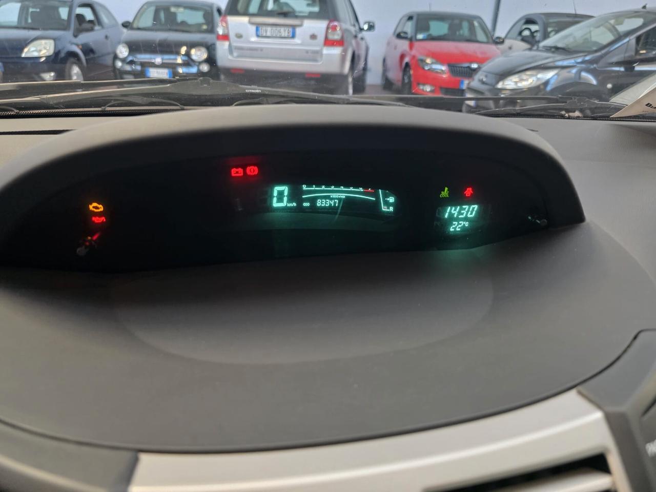 Toyota Yaris 1.3 3 PORTE SOL NEOPAT 83.000KM