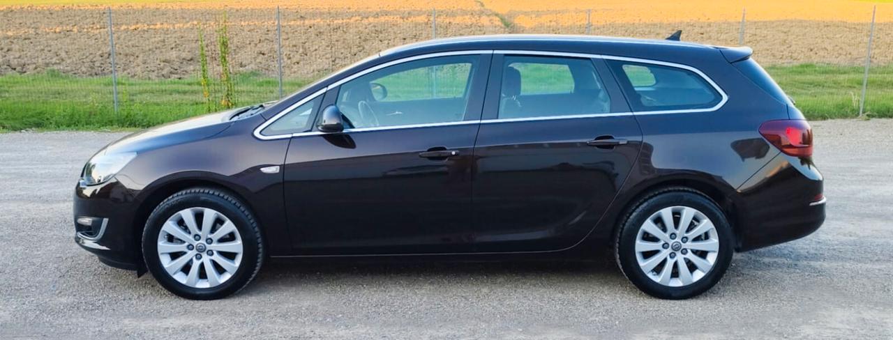 Opel Astra 1.6 CDTI 136CV EcoFLEX S&S Sports Tourer Cosmo