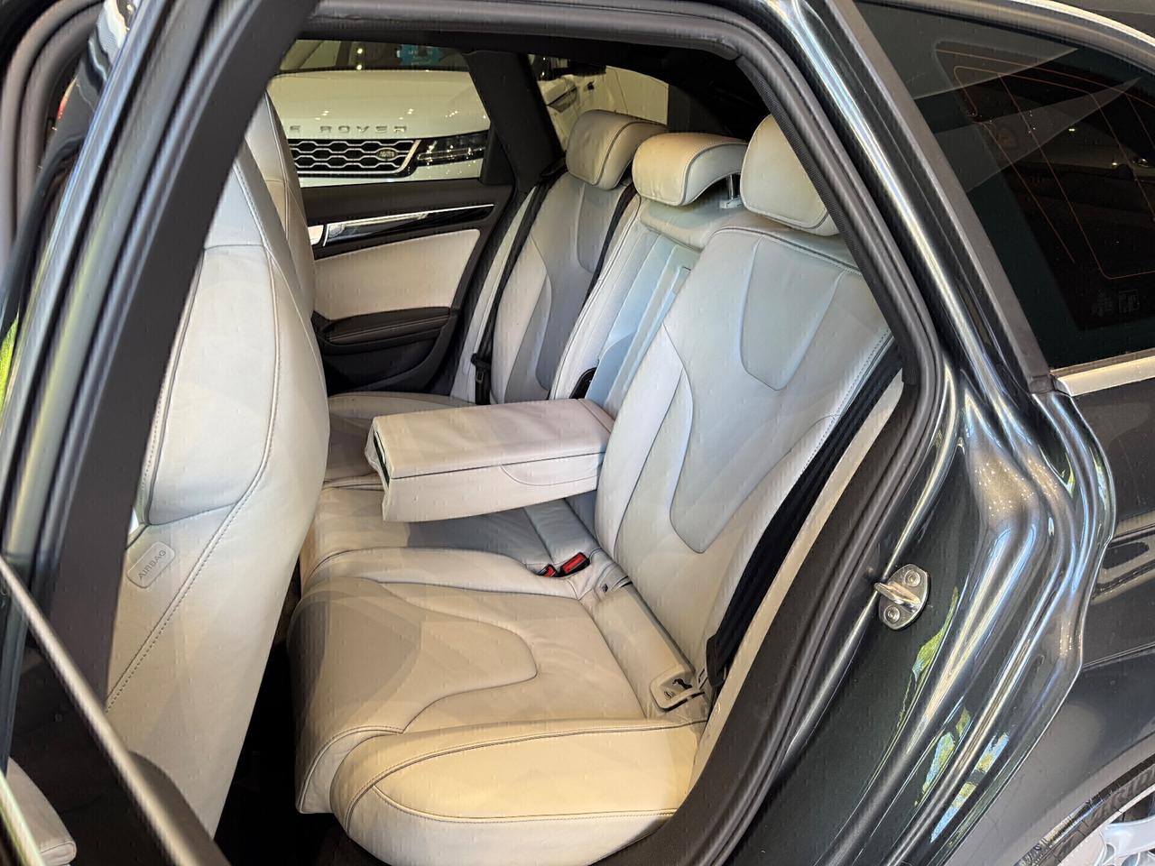 Audi RS4 Avant 4.2 V8 FSI quattro S tronic “TETTO”