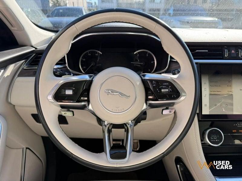 Jaguar F-Pace F-Pace D 200 MHEV R-Dynamic SE aut