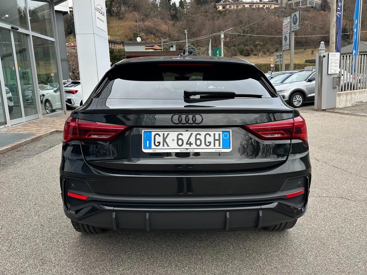 Audi Q3 SPB 35 TDI Identity Black