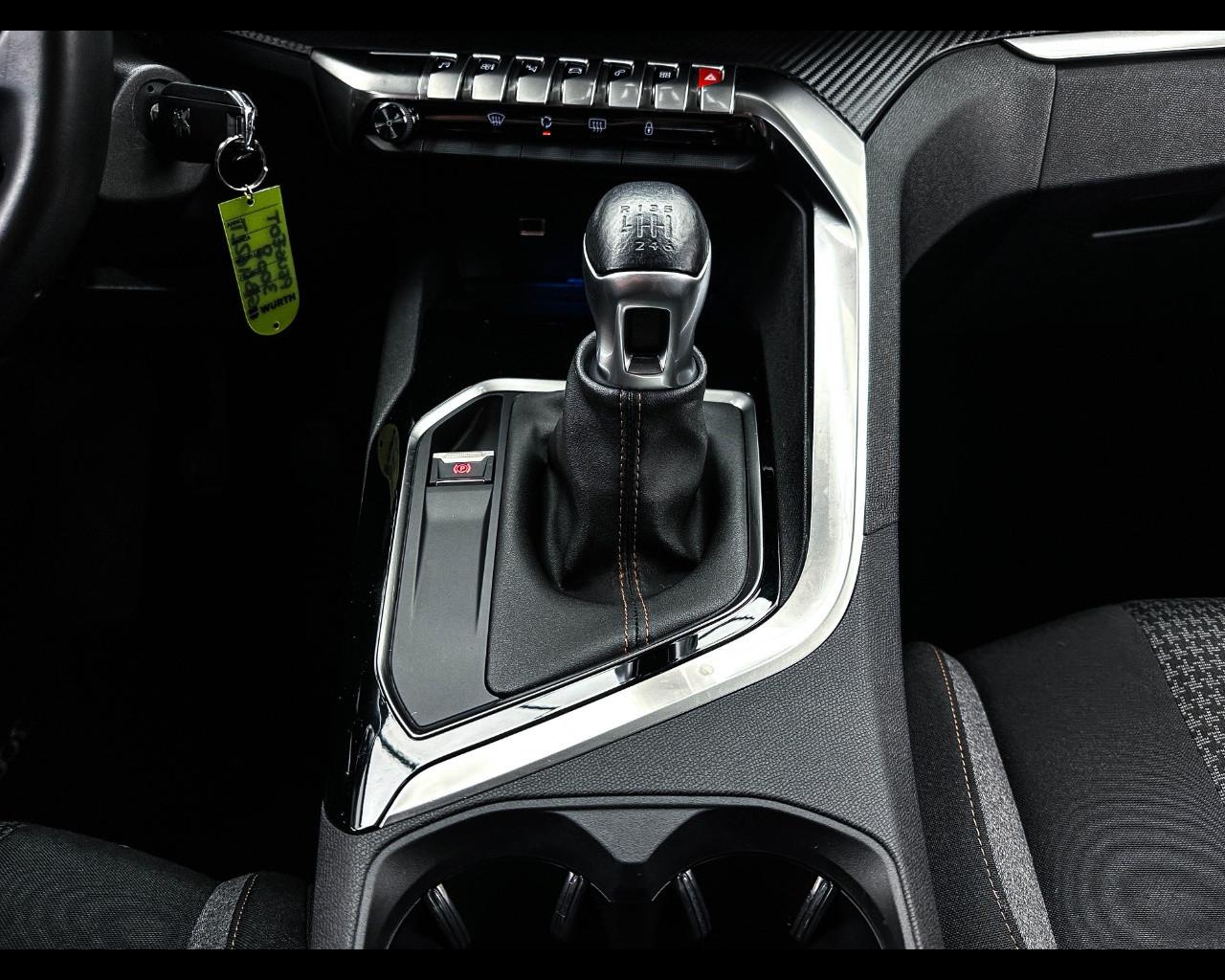PEUGEOT 3008 2ª serie - 3008 PureTech Turbo 130 S&S Active