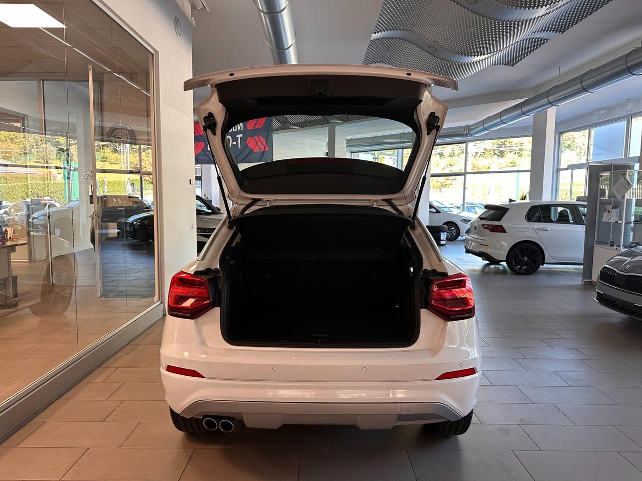 Audi Q2 30 TDI Business