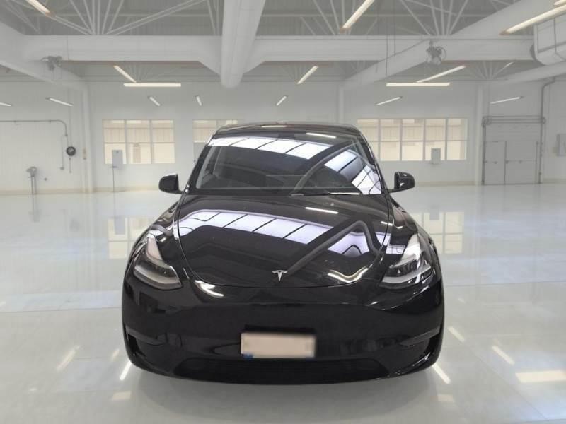 TESLA MODEL Y 75 KWH PERFORMANCE DUAL MOTOR 4WD AUT SUV