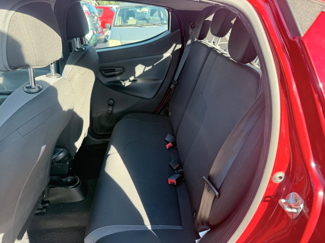 Lancia Ypsilon 1.2 69 CV 5 porte Silver