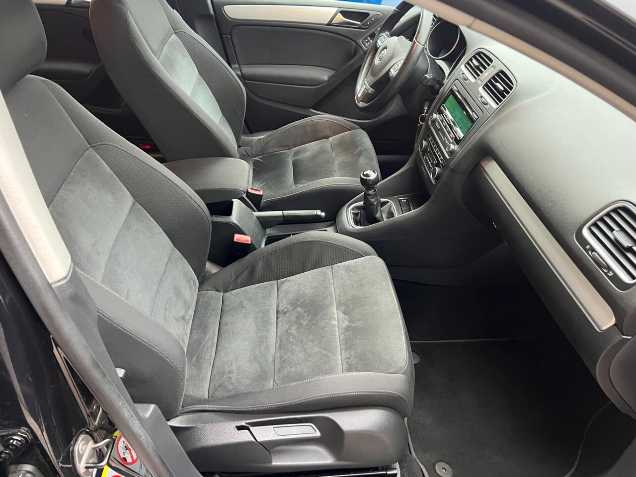 VW GOLF 1.6 TDI HIGHLINE/LED+PELLE/UNIPROP