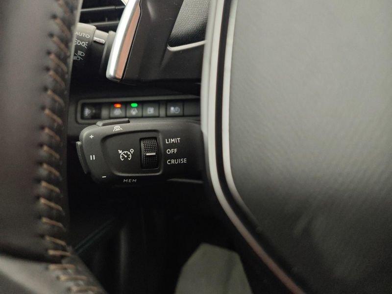 Peugeot 3008 Hybrid 180 e-EAT8 Allure Pack