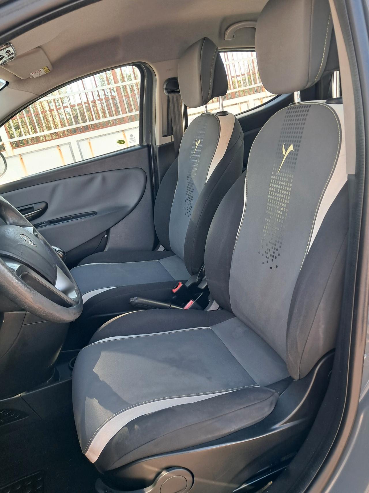 Lancia Ypsilon 900 Twin air Metano