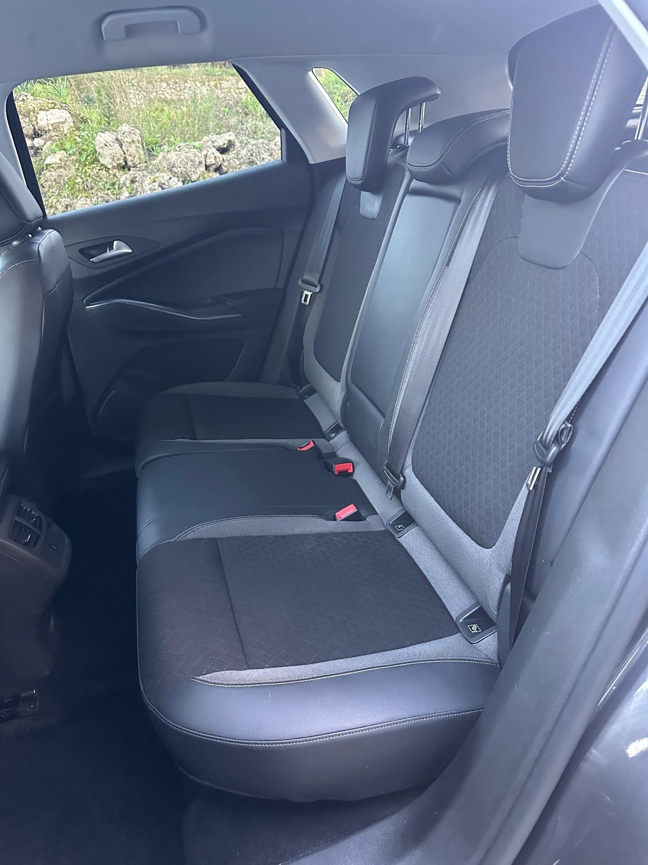 Opel Grandland X 1.5 Diesel 131 cavalli