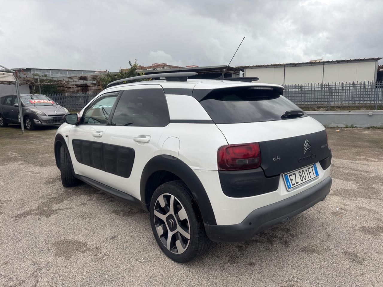 Citroen C4 Cactus BlueHDi 100 Shine