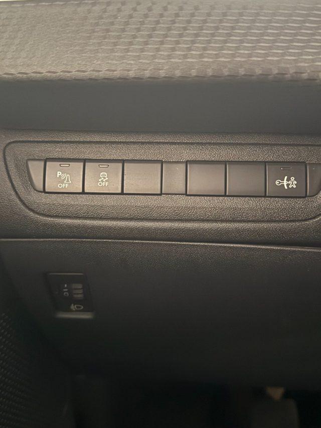 PEUGEOT 2008 1° serie PureTech 82 Allure