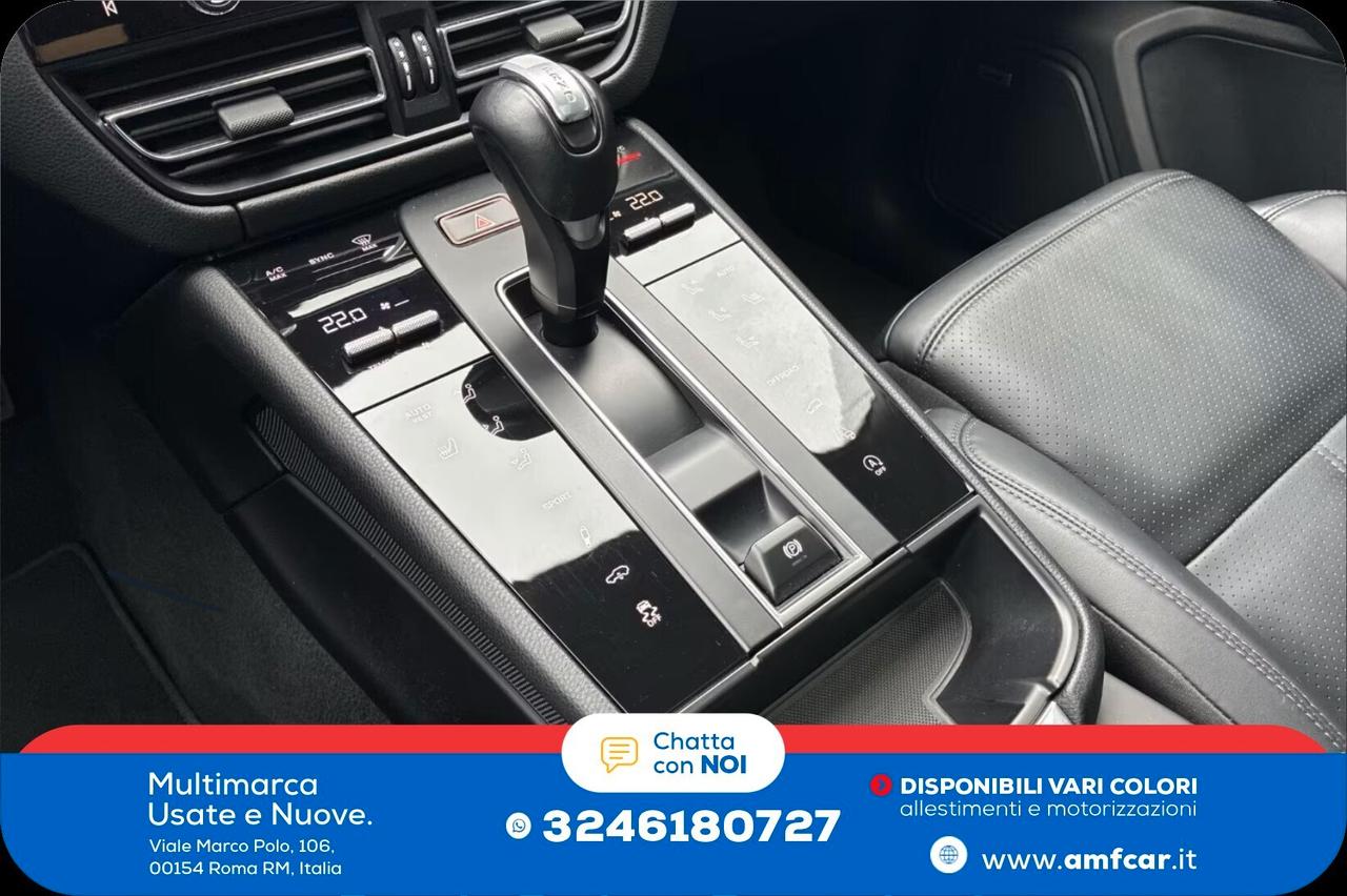 Porsche Macan 2.0 turbo 265cv Tetto Navigatore