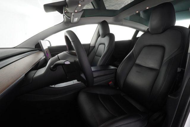 TESLA Model 3 Model 3 Standard RWD Plus