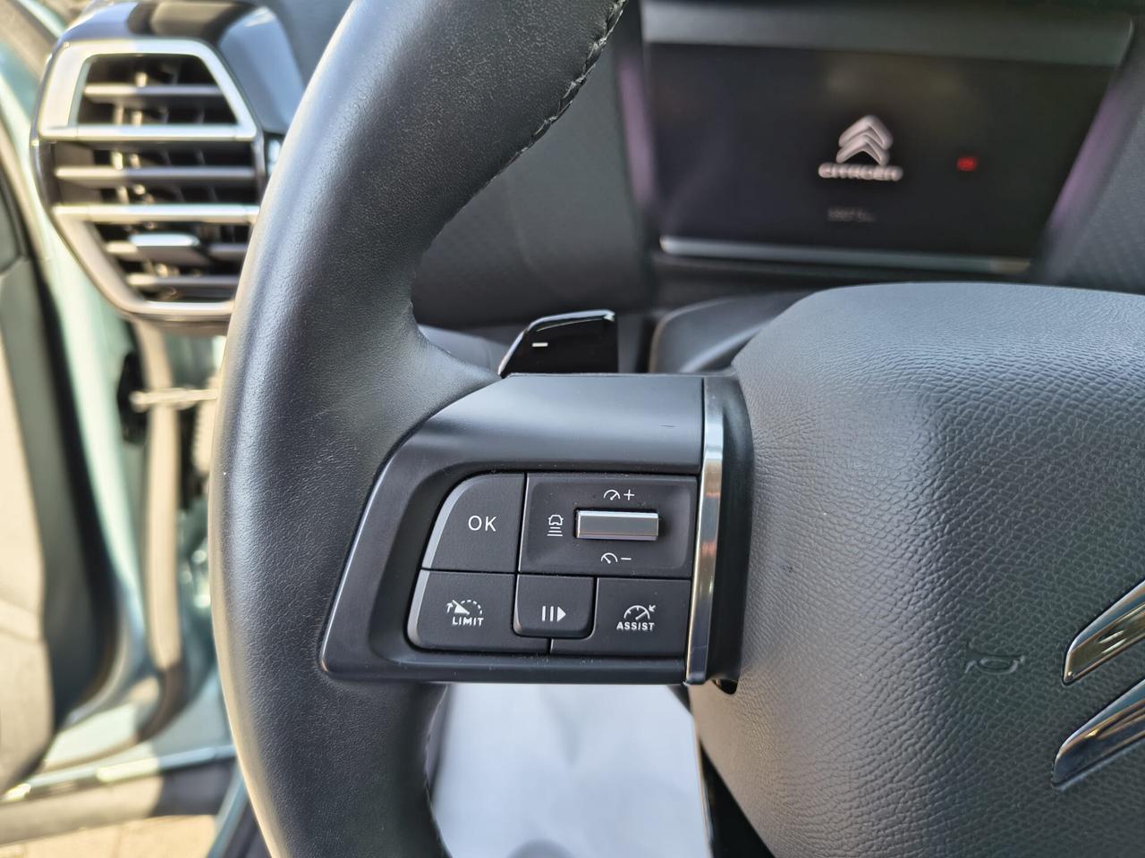 Citroen C4 1.5 BlueHDi 130cv *CAMBIO AUTOMATICO* EAT8 Shine