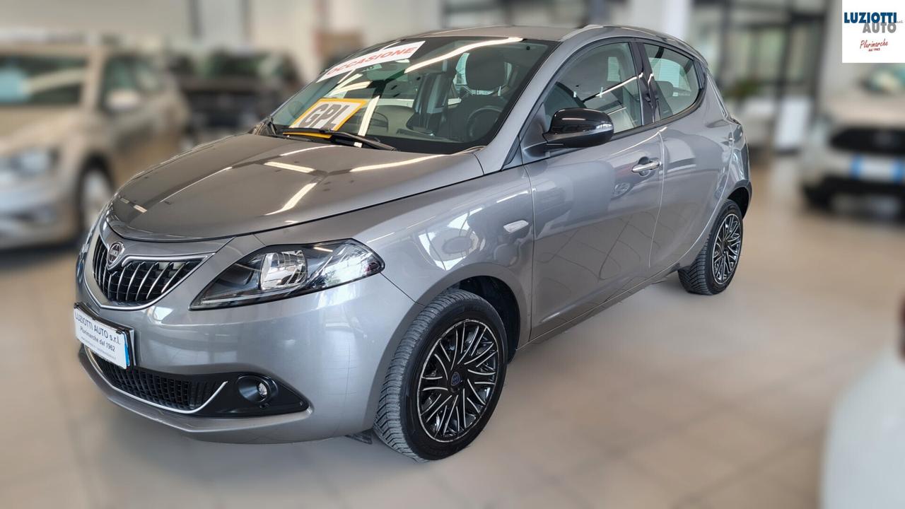 Lancia Ypsilon 1.2 GPL GOLD
