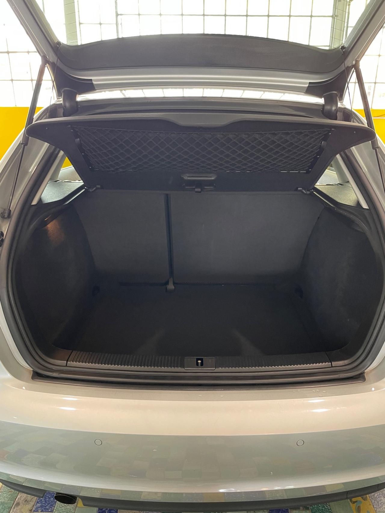 Audi A3 SPB 1.6 TDI 105 CV TAGLIANDI CERTIFICATI