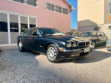 Jaguar XJ6 3.0 V6 238CVUNICOPROPRIETARIO