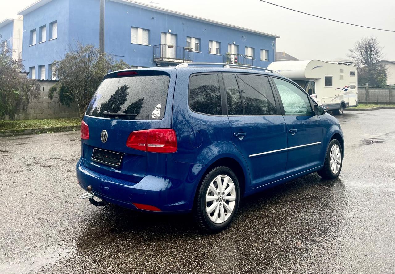 Volkswagen Touran 2.0 TDI 140 CV DSG Highline