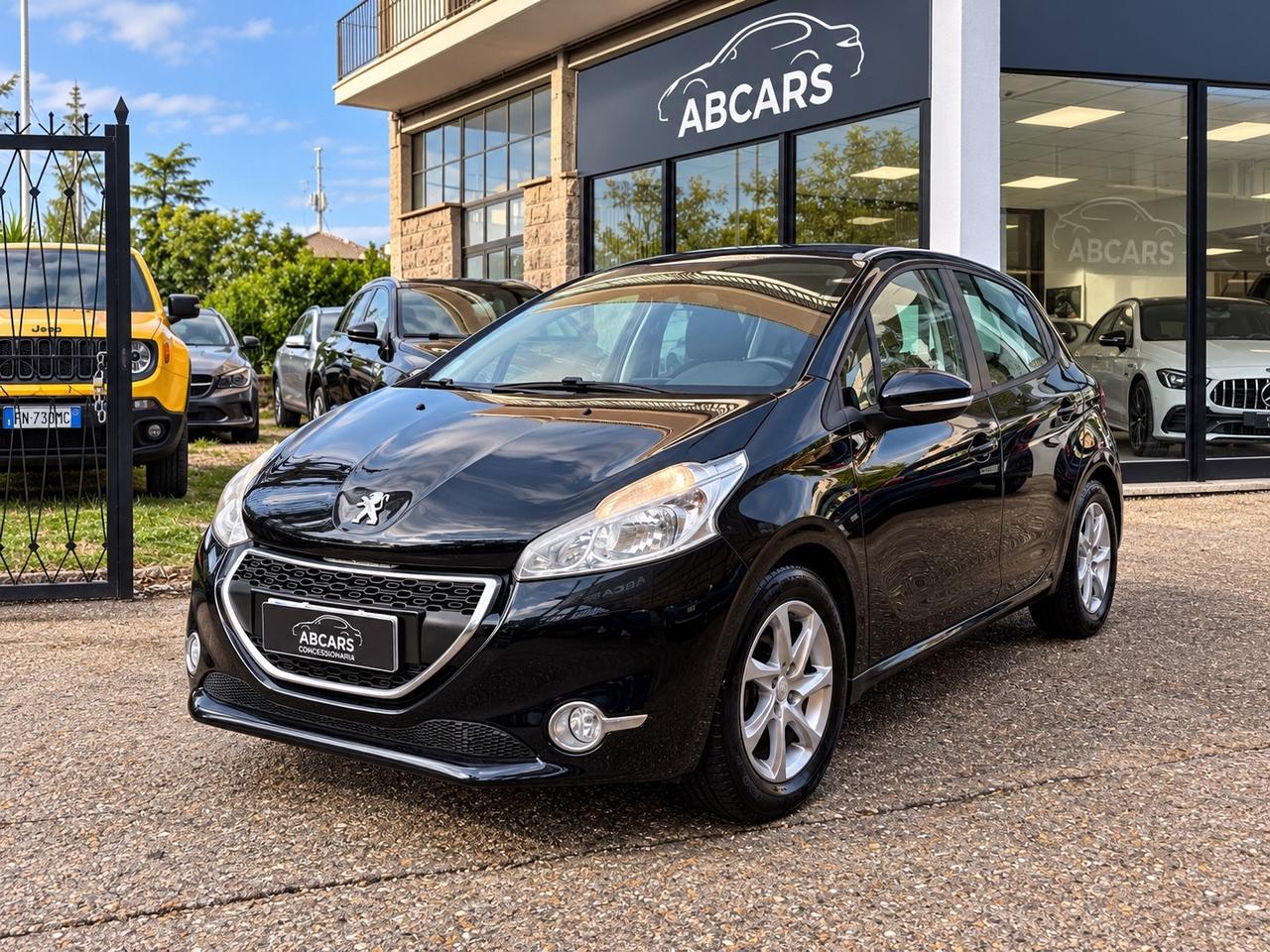 Peugeot 208 1.2 VTi 82 CV 5 porte Allure