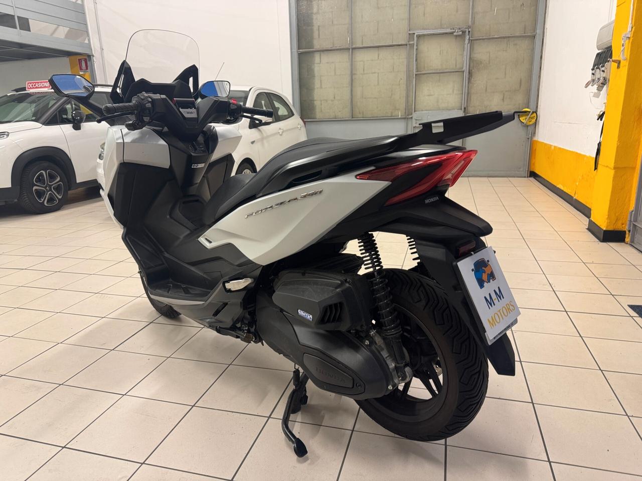 Honda Forza 350 GARANZIA HONDA FINO AL 01/2030