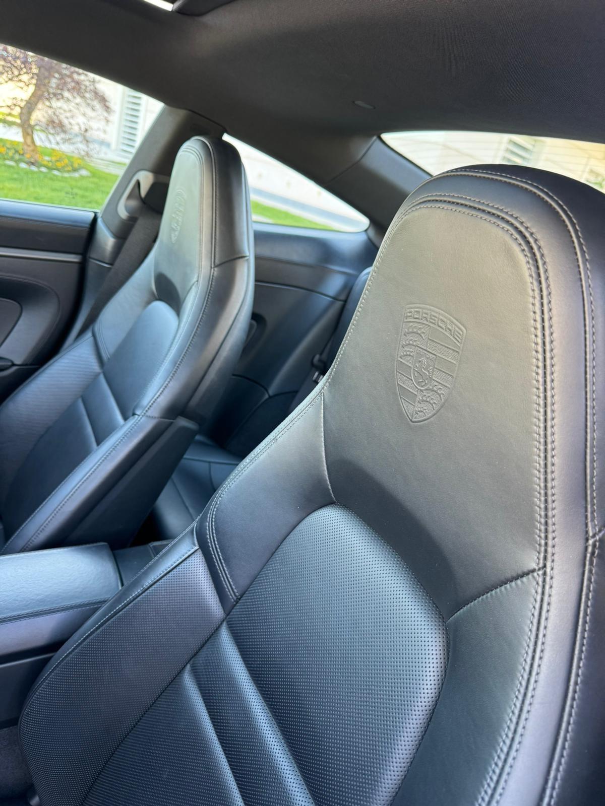Porsche 911 Carrera 4S