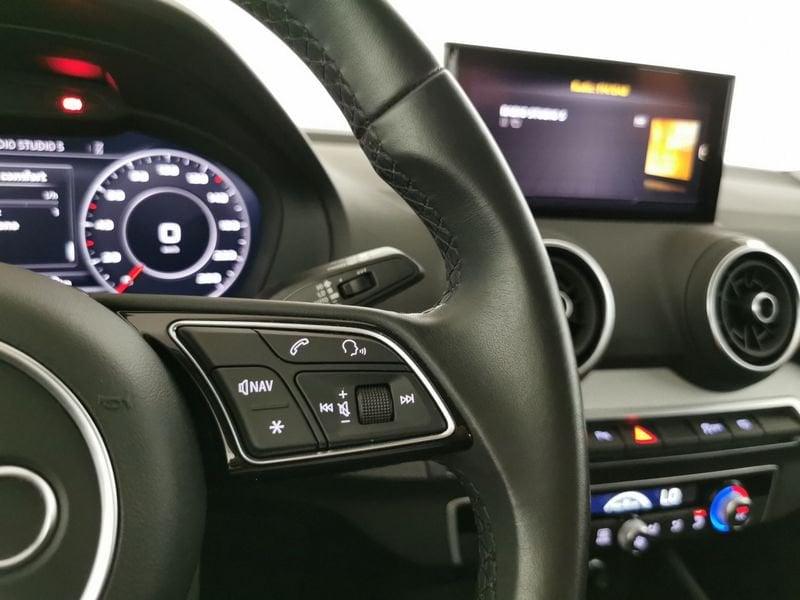Audi Q2 40 2.0 tfsi Admired Advanced quattro s-tronic