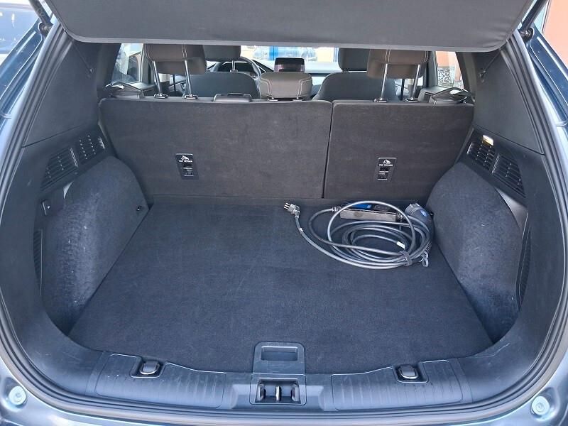 Ford Kuga 2.5 Plug In Hybrid 225 CV CVT 2WD Connect