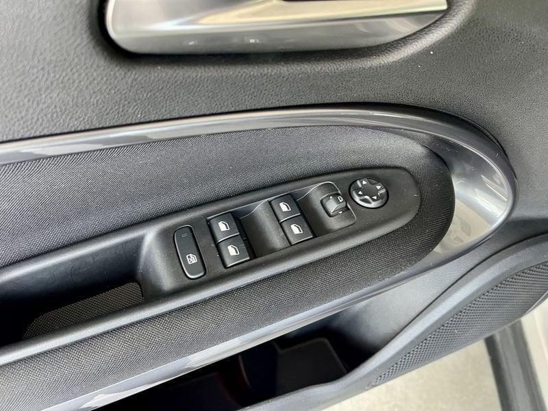 FIAT 600 1.2 hybrid 145cv auto - AZIENDALE