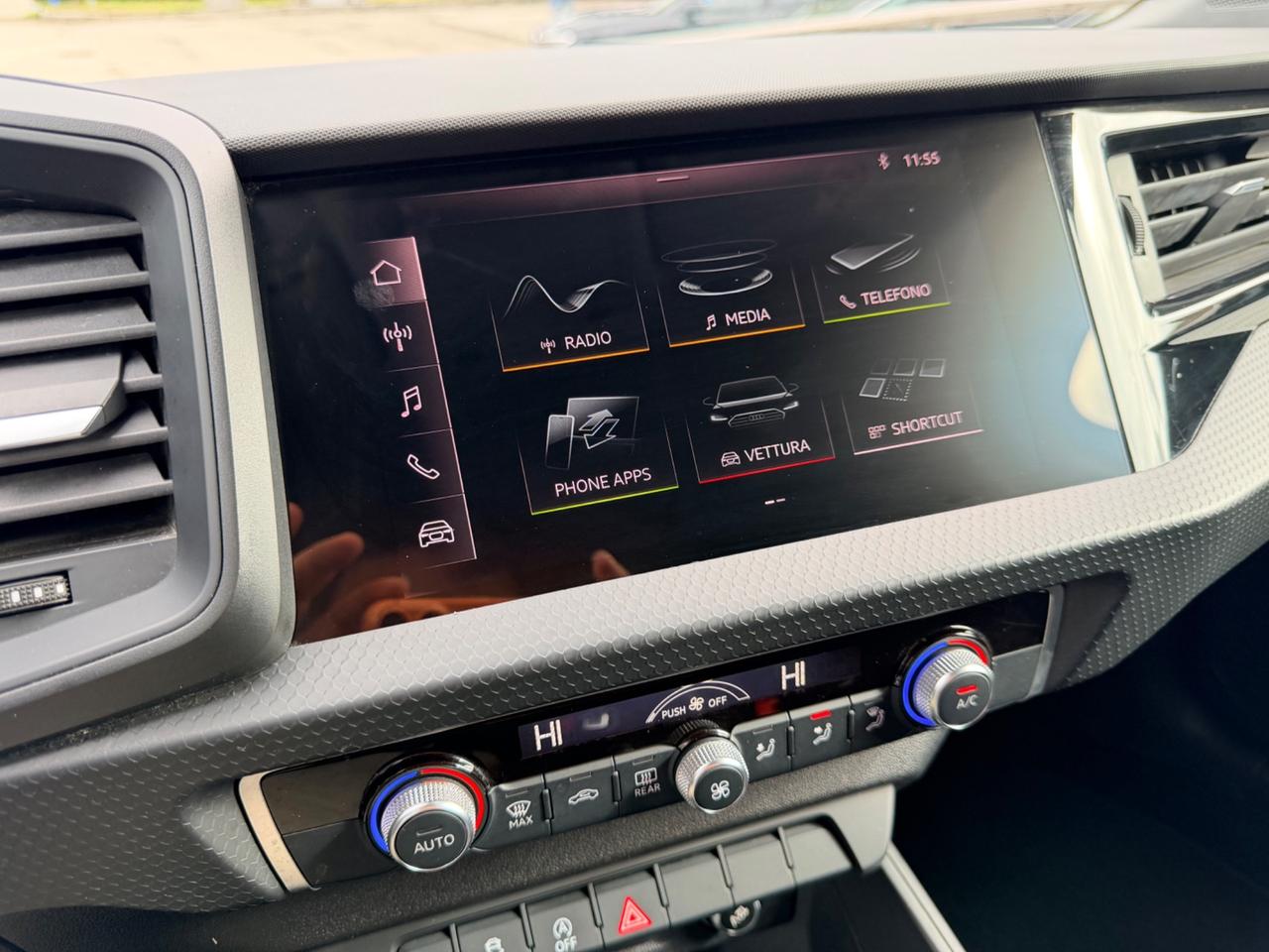 Audi A1 SPB 30 TFSI S tronic line edition per neopatentati