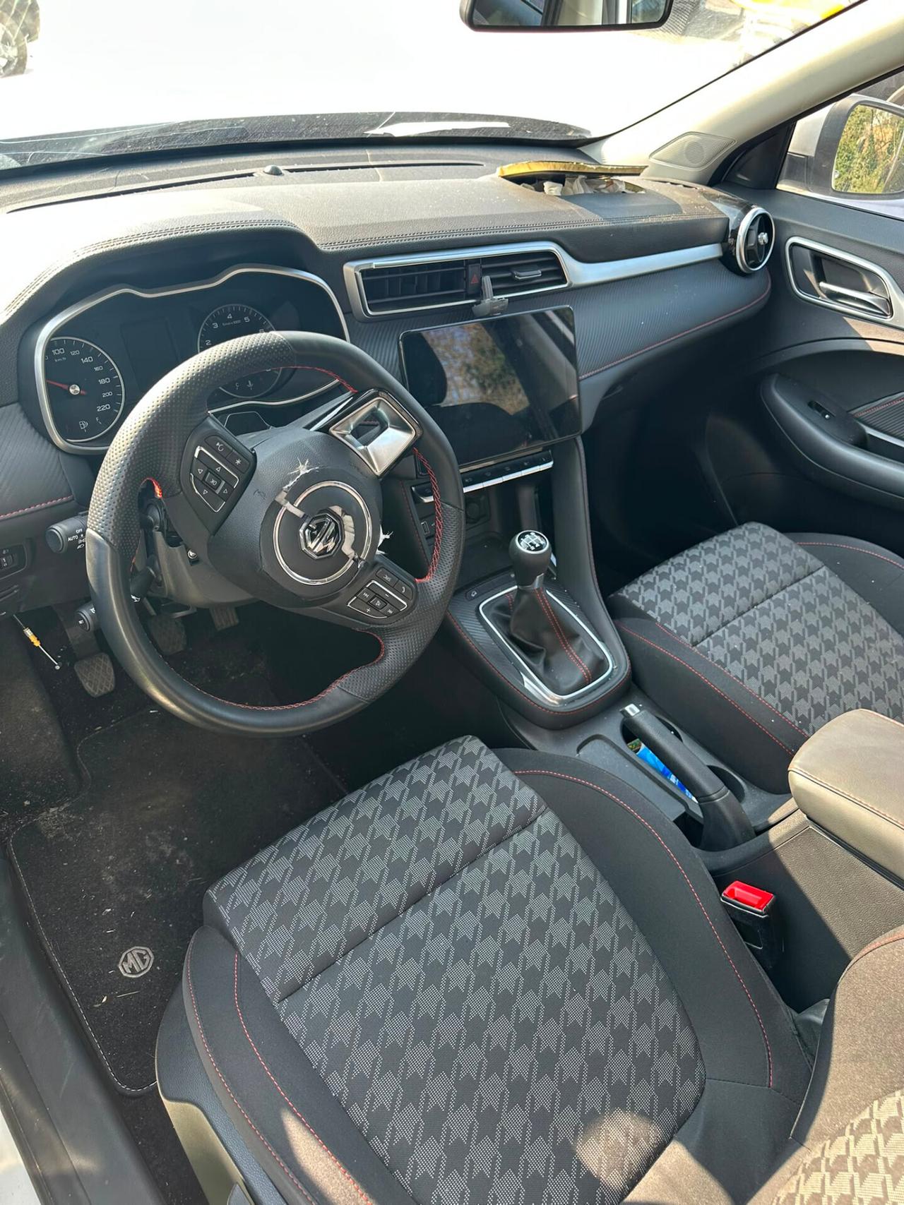 Mg ZS 1.5 VTi-tech Luxury INCIDENTATA
