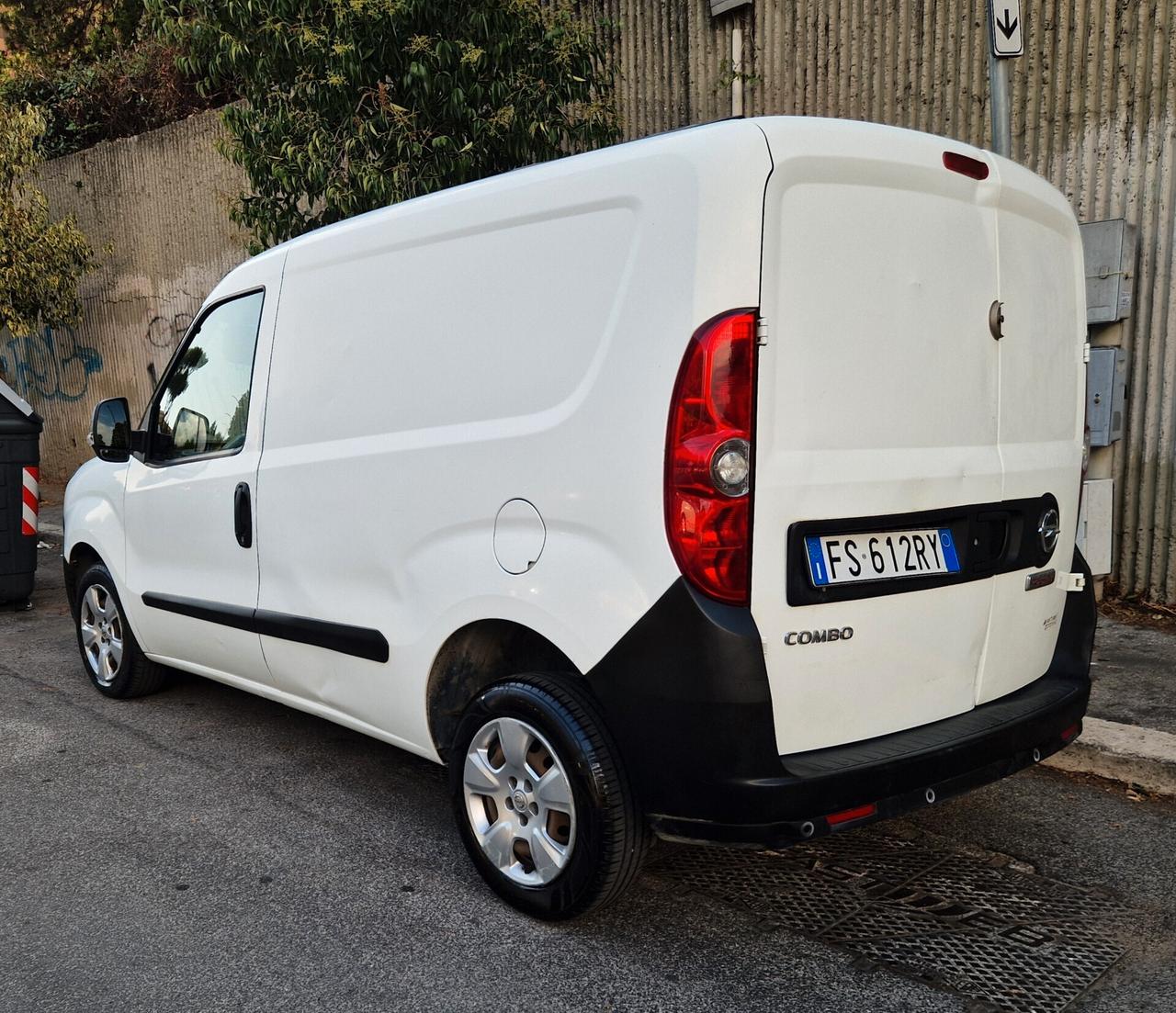 Opel Combo 1.6CDTI(750Kg)E6 MOTORE NUOVO