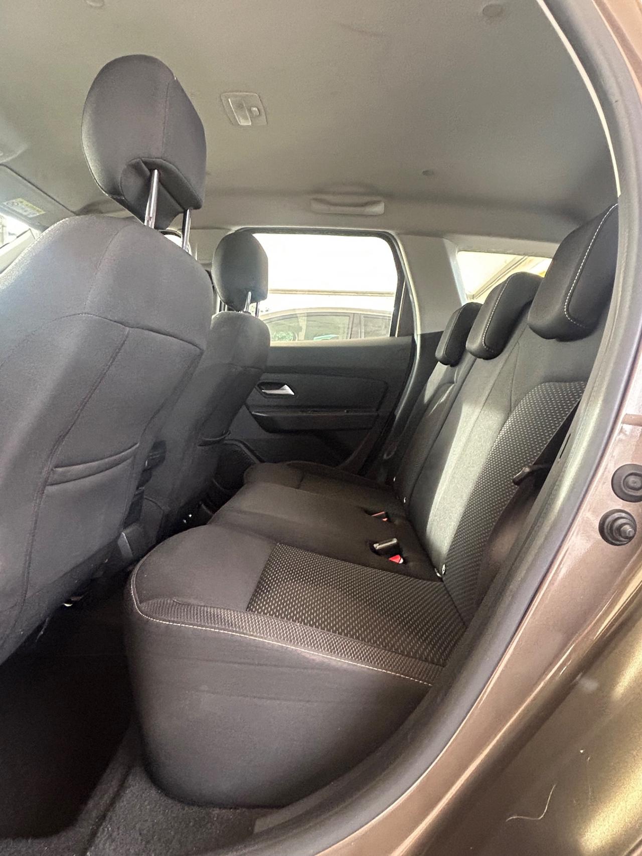 Dacia Duster 1.0 TCe 100 CV ECO-G 4x2 Comfort