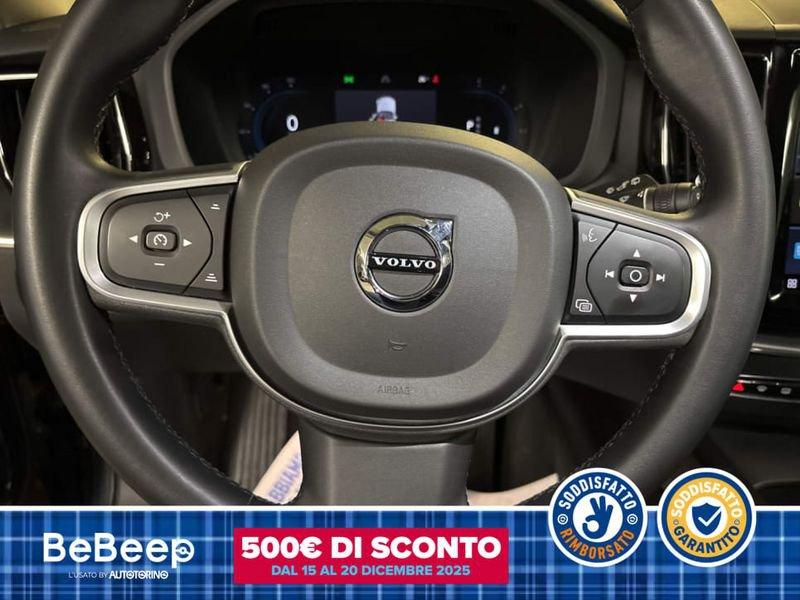 Volvo XC60 2.0 B4 MOMENTUM PRO AWD AUTO