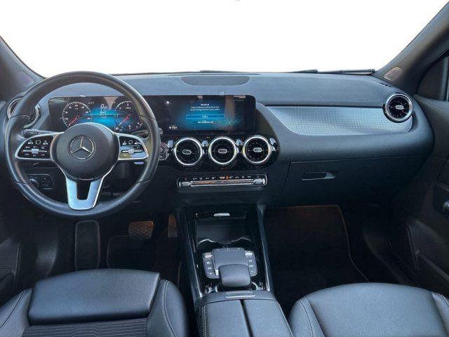 MERCEDES-BENZ GLA 180 d Automatic Sport
