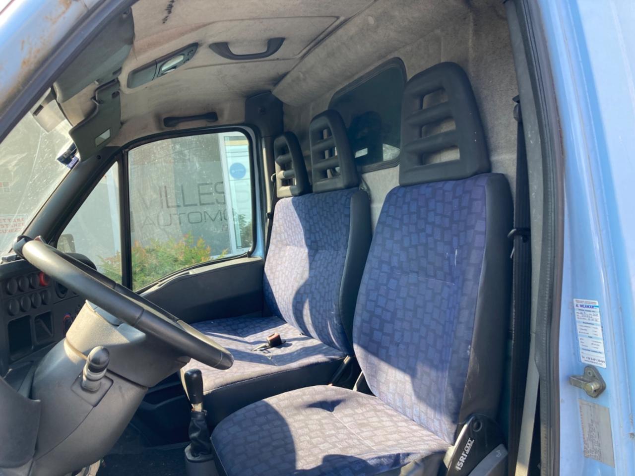 IVECO DAILY 2.3 UNIJET (TETTO ALTO) 3 POSTI