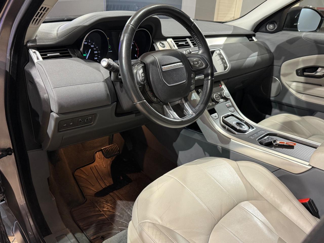 Land Rover Range Evoque 2.0 TD4 150 CV 5p. SE