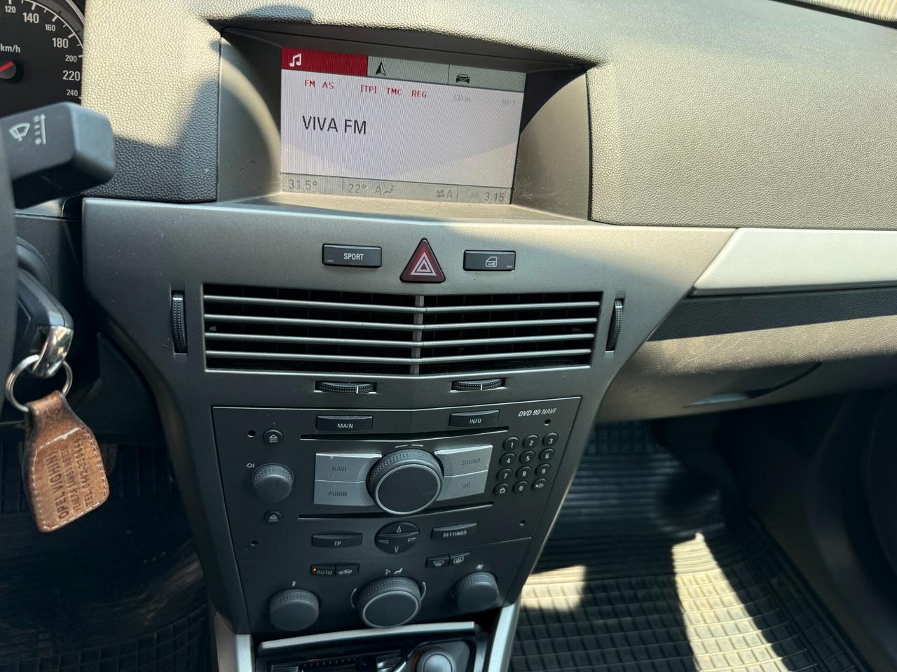 Opel Astra 1.6 16V Twinport 5 porte Cosmo