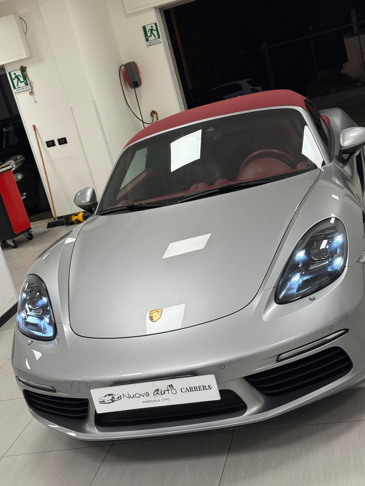 Porsche 718 Spyder Boxster 2.0