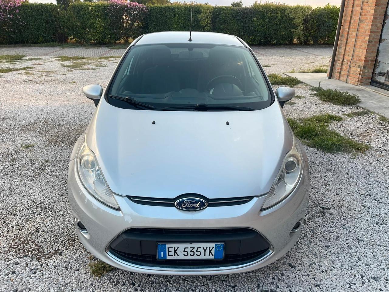 Ford Fiesta 1.4 TDCi 70CV 5 porte Titanium
