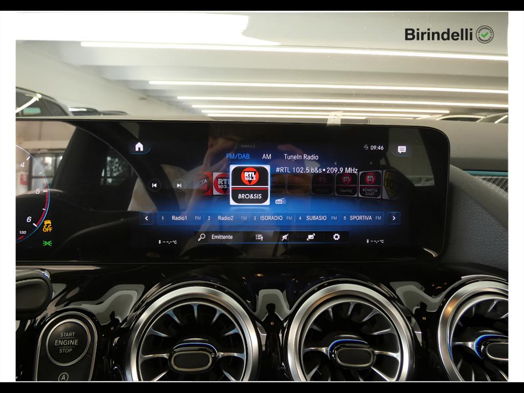 Mercedes-Benz GLA (H247) - GLA 200 d Automatic Premium