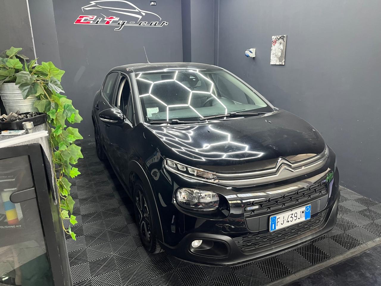 Citroën C3 1.2 PureTech GPL 82 CV (2017) – Nera, Ottime Condizioni!