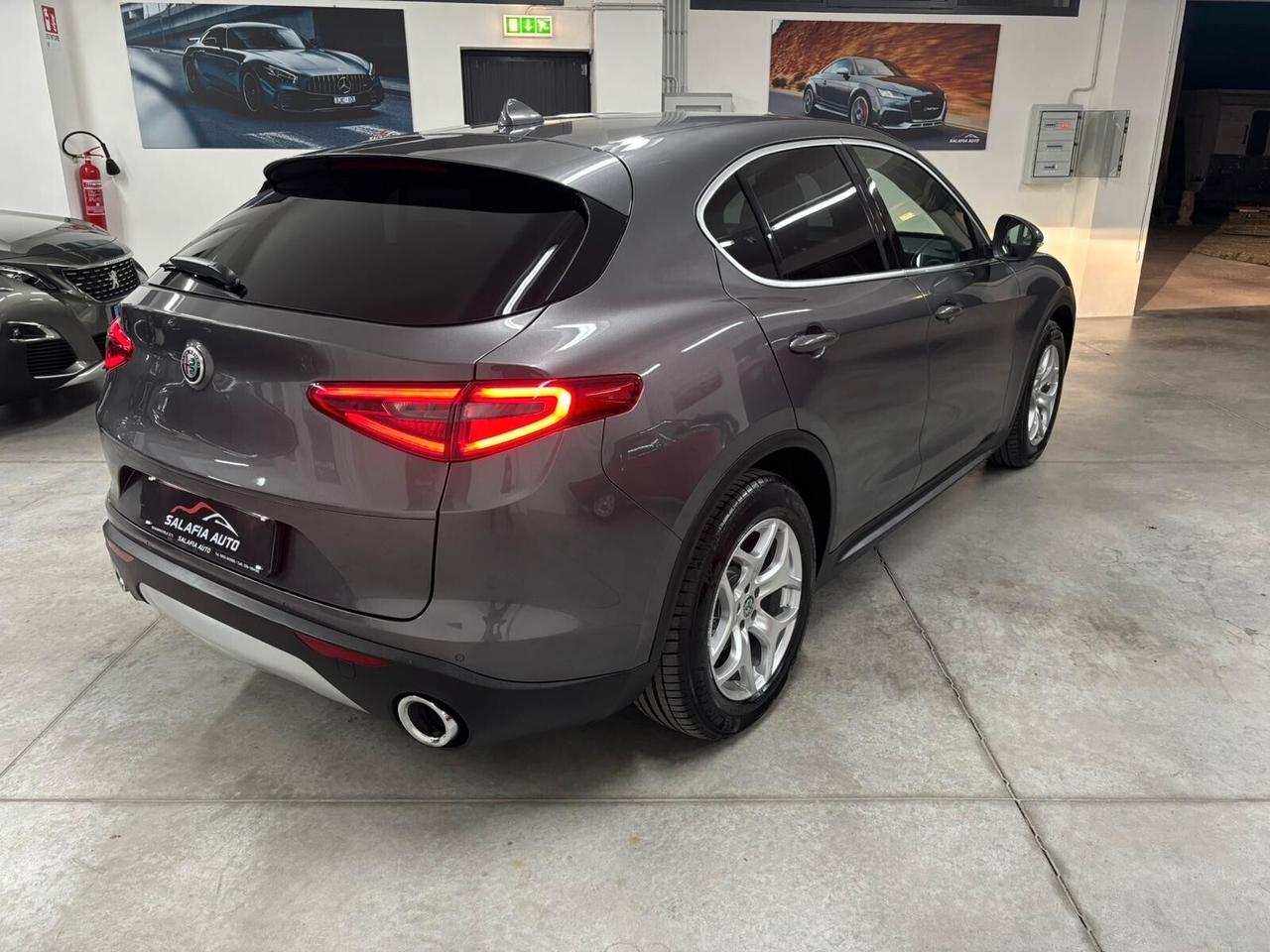 Alfa Romeo Stelvio 2.2 Turbodiesel 160 CV AT8 RWD Business