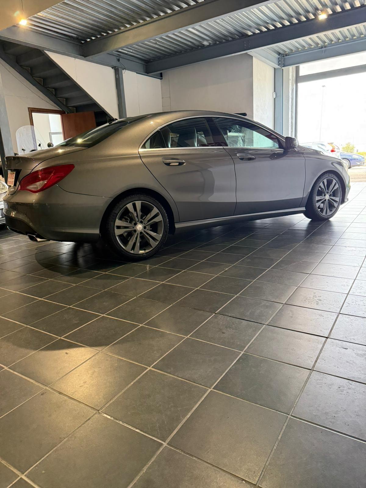 Mercedes CLA 200 -AUTOMATICA - GARANZIA